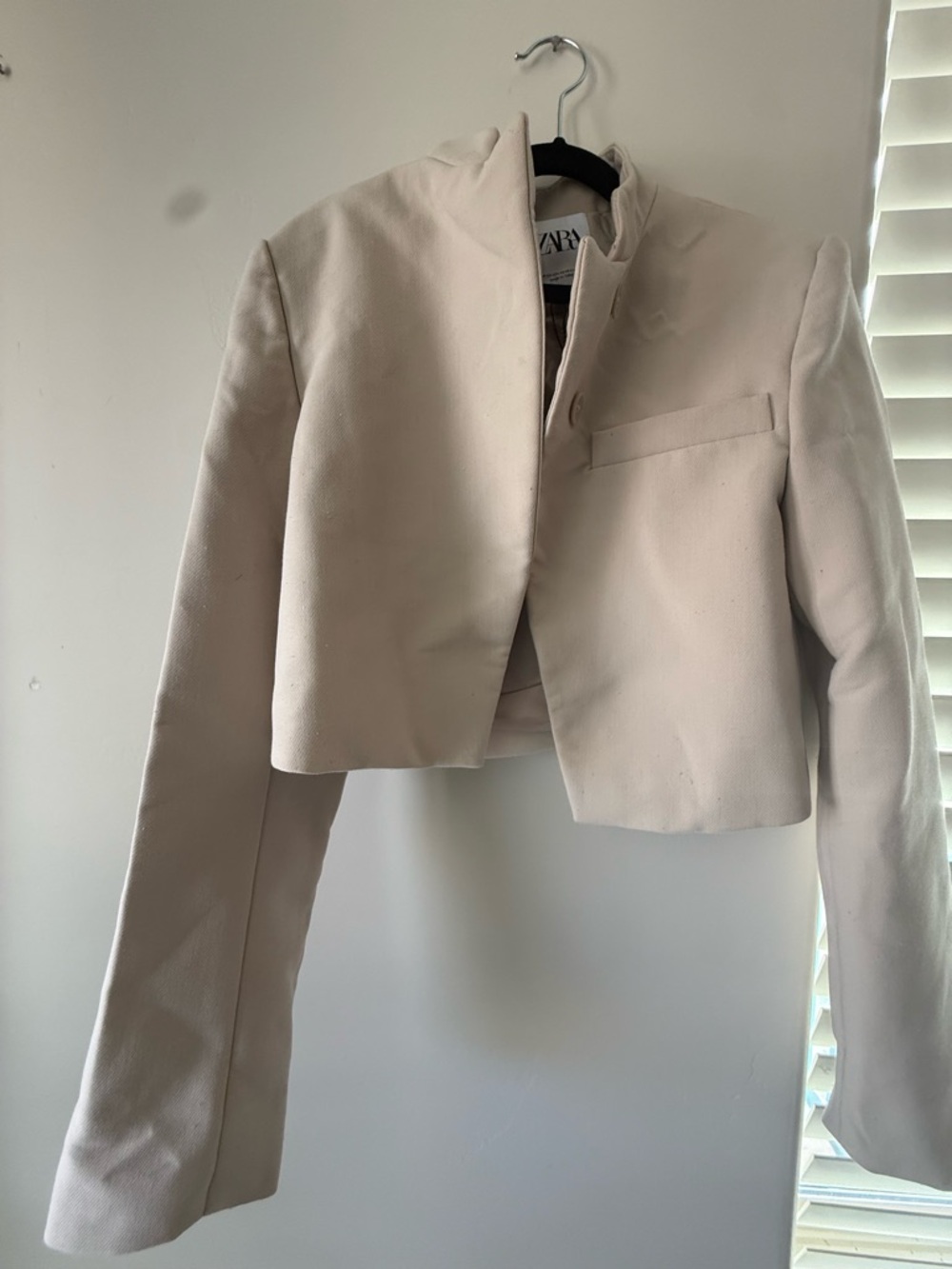 Zara Cropped Cream Stand-Neck Blazer